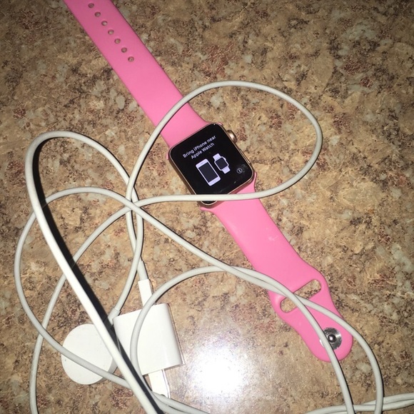 Apple Watch - Picture 2 of 2